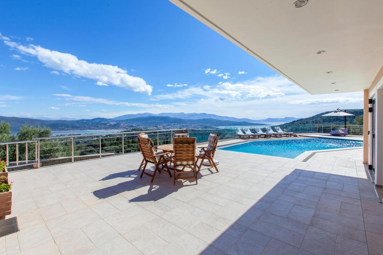 Alivia Lefkas Luxury Villas Apolpaina Экстерьер фото